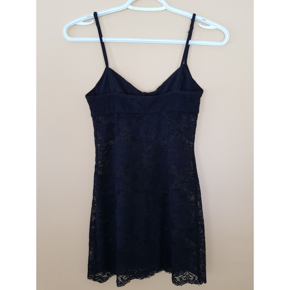 Wilfred Black Lace Sheer Chemise Slip - Picture 10 of 15